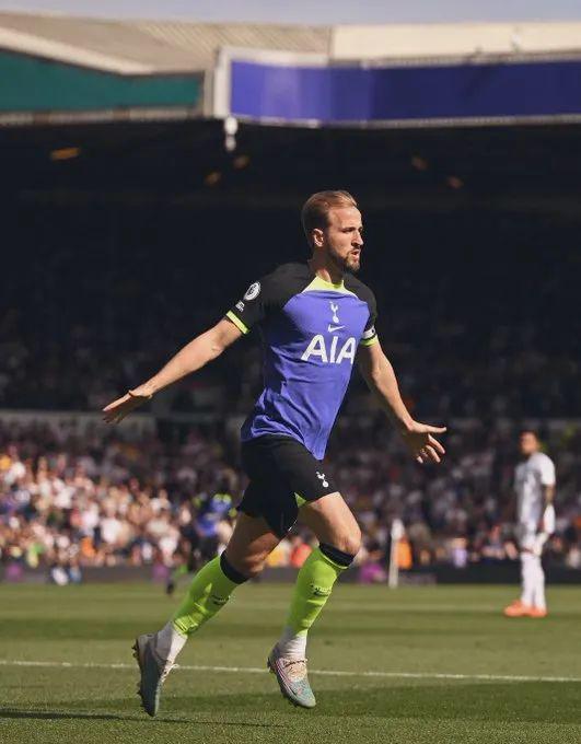 不勒斯的小 不勒斯的小