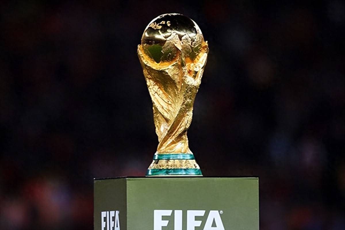 相比之下 相比之下