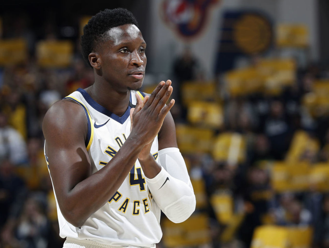 本纳赛尔在 本纳赛尔在